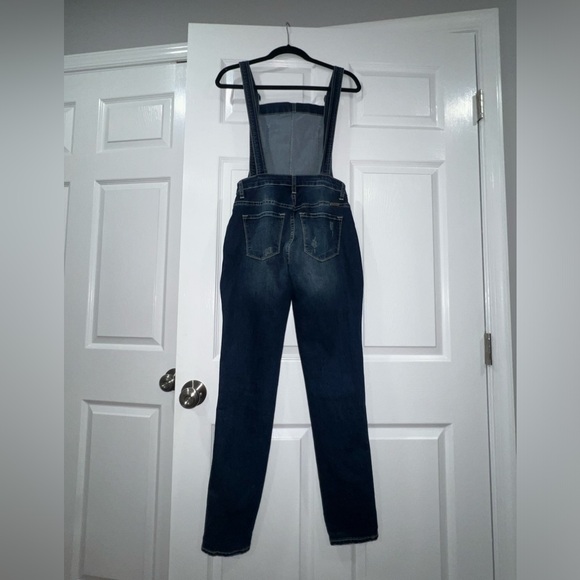 Kancan Estilo bib overalls with front pocket. Great distressed look. - Picture 3 of 11